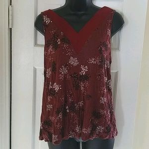 PRETTY Maurices maroon floral tank